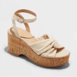 Women's Cream Platform Sandals